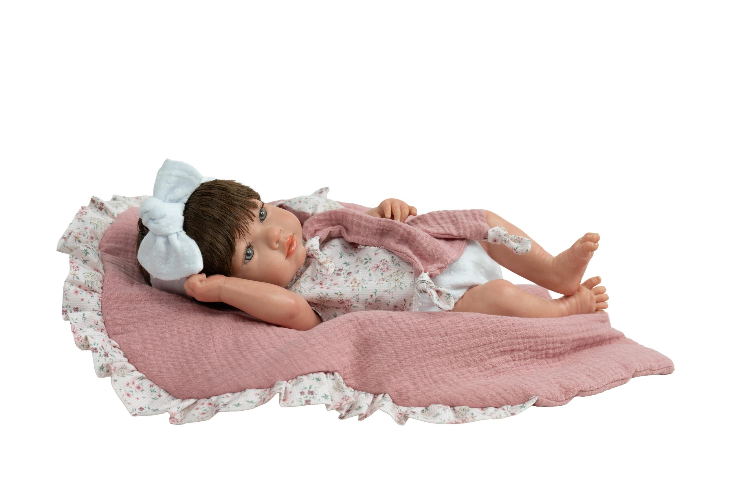 98213 REBORN ARIAS 38 CM ALBA ROSA C/MANTA Y DOUDOU (Cuerpo Vinyl, sexo niña) - Imagen 3