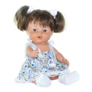 3000U Baby’s Display 2 coletas, morena, vestido blanco con dibujos