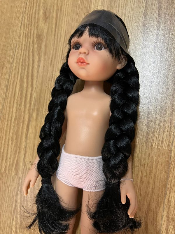 14834 Kylie con trenzas sin ropa - Imagen 3