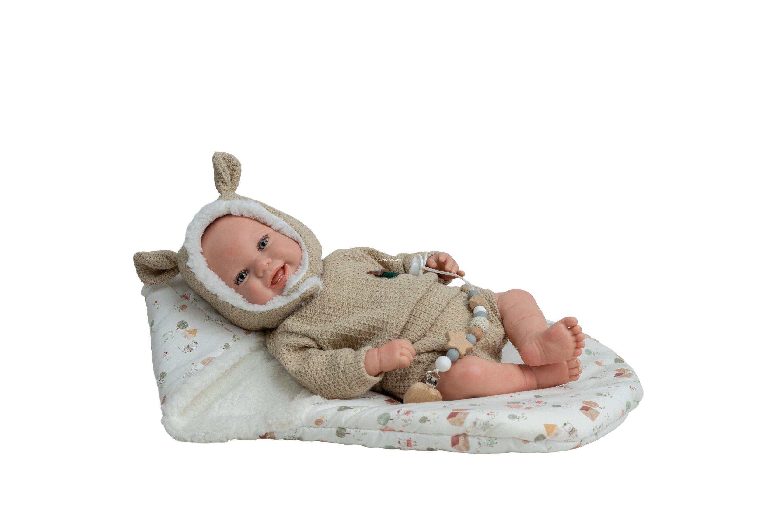 98222 REBORN ARIAS 45 CM CANDELA BEIGE C/SACO DE DORMIR - Imagen 2