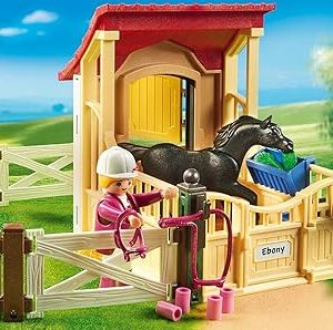 6934 Caballo árabe con establo