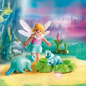 9139 Niña hada con mapaches
